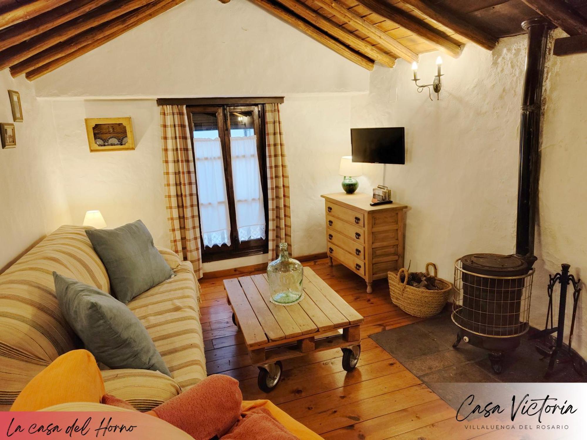 Гостевой дом Conjunto Rural Casa Victoria Вильялуэнга-дель-Росарио Экстерьер фото